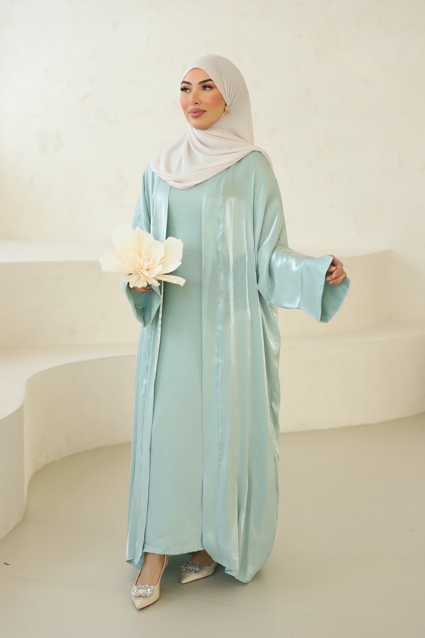 Pearly Abaya Set in Mint